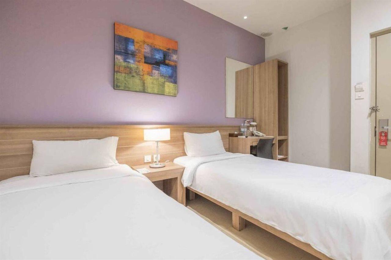 Aswin Hotel And Spa Makassar Eksteriør bilde