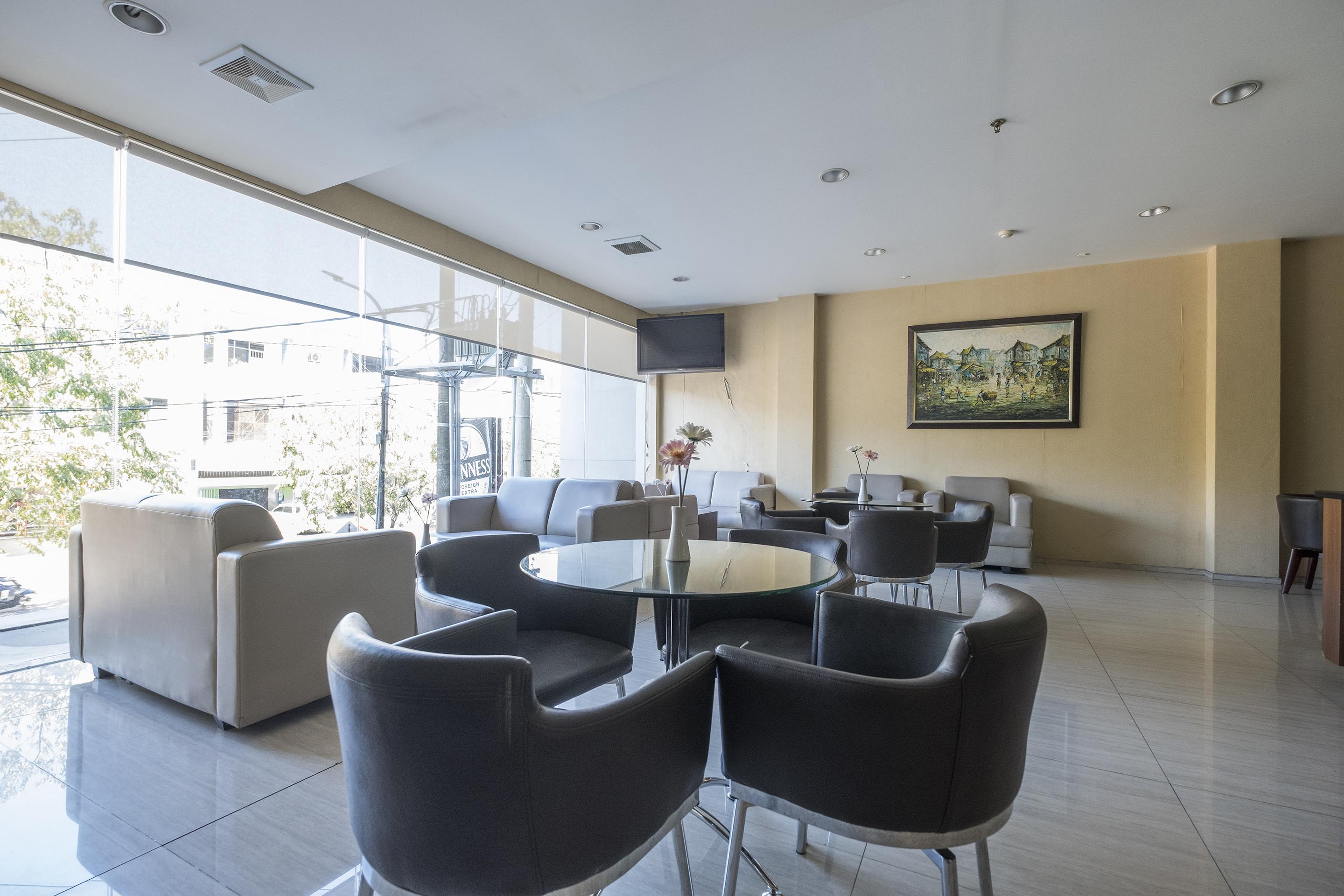 Aswin Hotel And Spa Makassar Eksteriør bilde