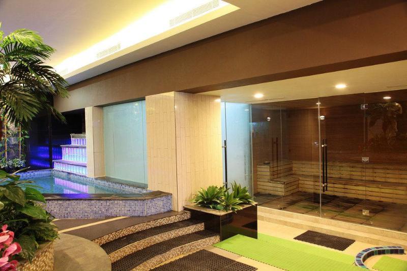 Aswin Hotel And Spa Makassar Eksteriør bilde
