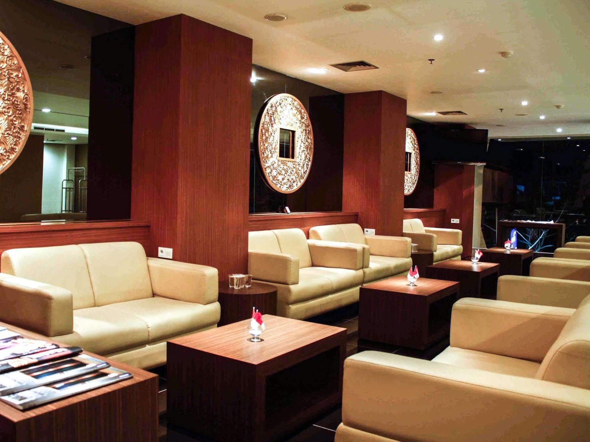 Aswin Hotel And Spa Makassar Eksteriør bilde