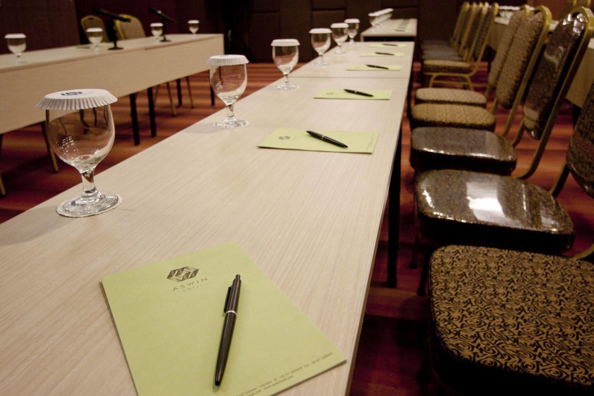 Aswin Hotel And Spa Makassar Eksteriør bilde