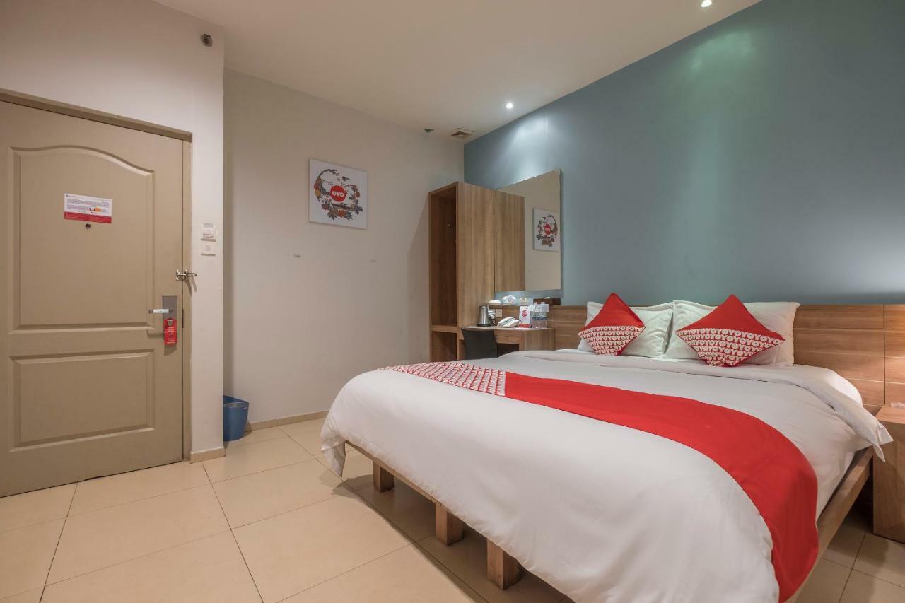 Aswin Hotel And Spa Makassar Eksteriør bilde